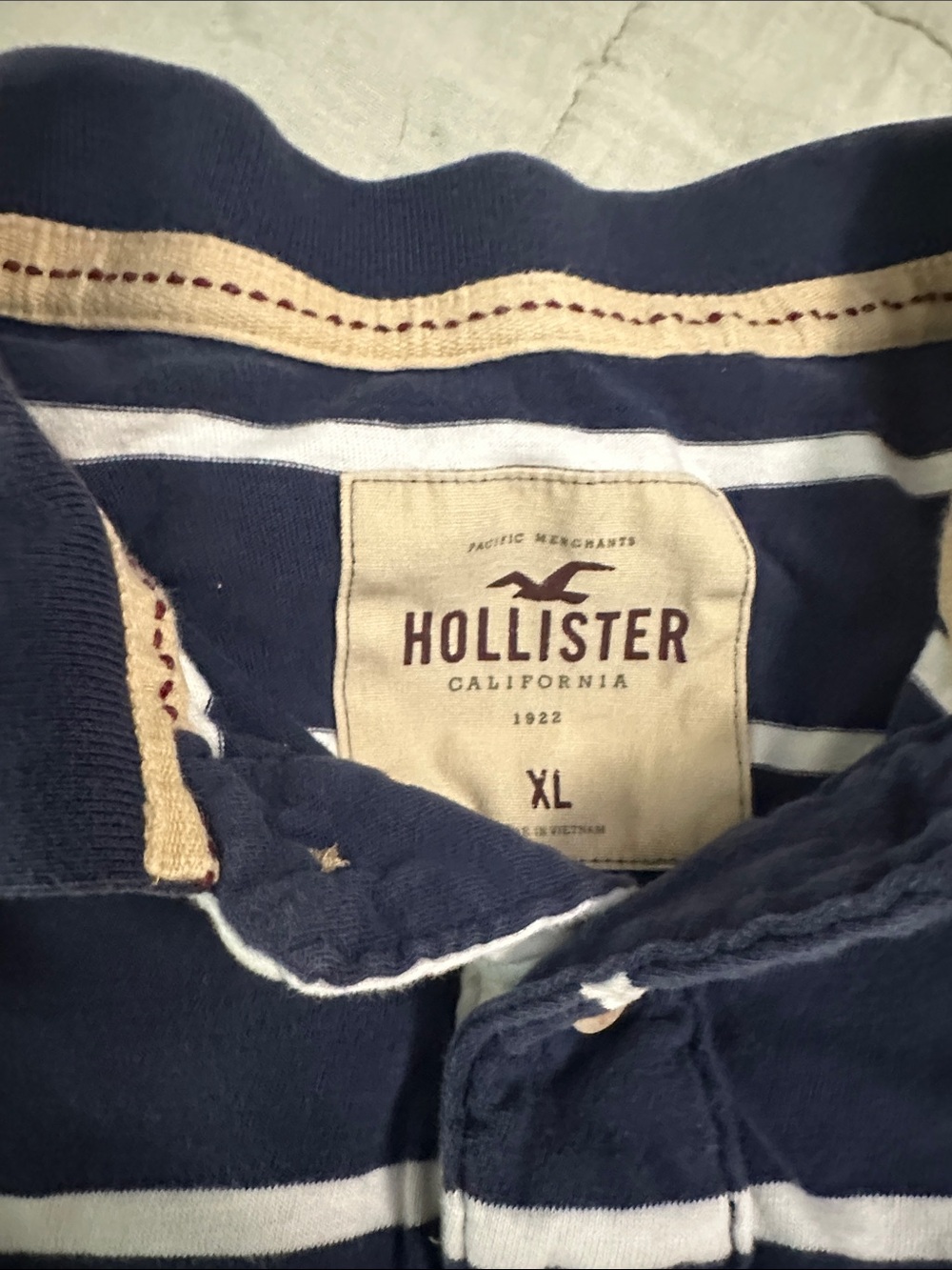 Men’s XL Hollister Navy & White Striped Polo with Red Logo classic - Picture 2 of 5